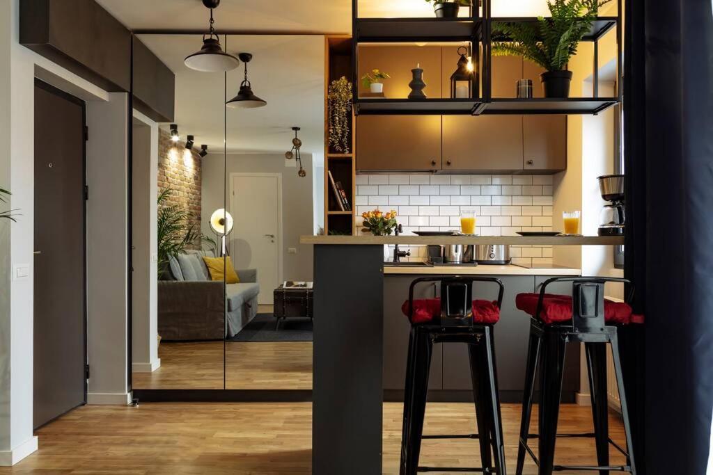 Amazing City View - Terrace+Netflix - City Center Bukares Bagian luar foto